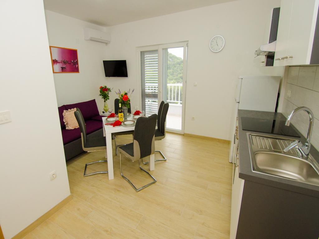 Apartments Vesela Janjina Eksteriør billede